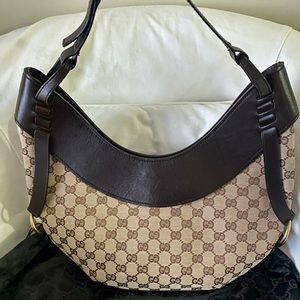 💯 Authentic Gucci shoulder bag ✨
